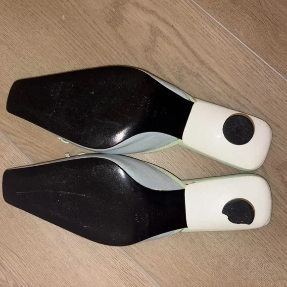 Vintage Moschino daisy mules - Picture 4 of 5